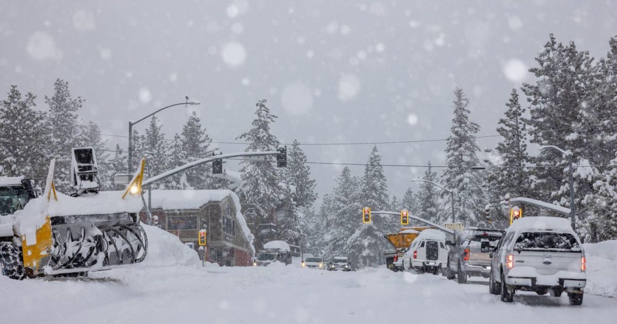 How to Survive A REAL Mammoth Lakes Winter | Visit Mammoth